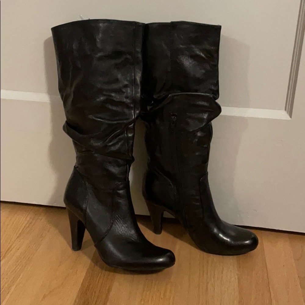 Guess - High Calf Ruched Dressy Boots - Black